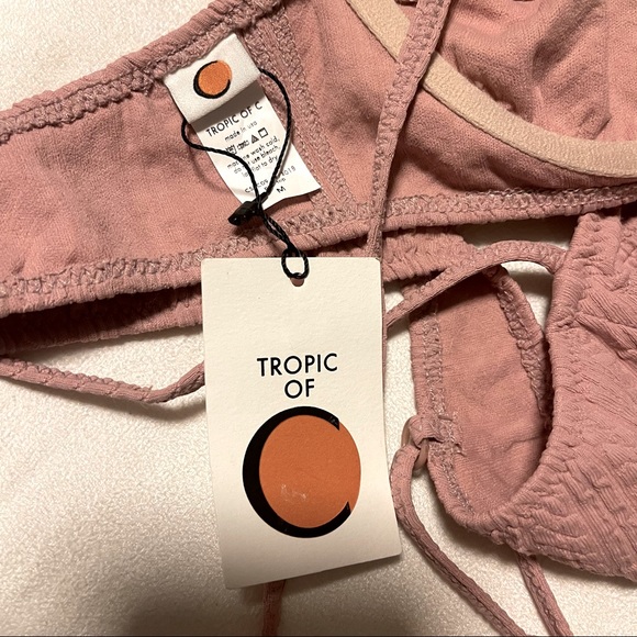 TROPIC OF C POOL BIKINI TOP - Picture 3 of 5